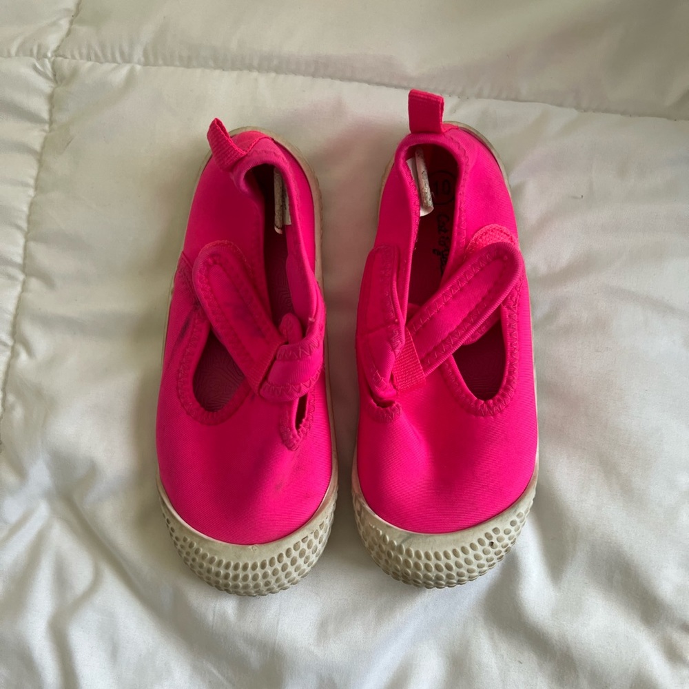 Target kids swim shoes size us 10